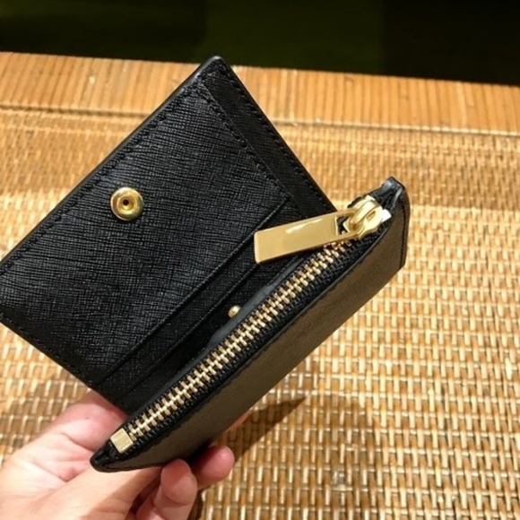 Tory Burch Emerson Mini Wallet - Picture 5 of 8